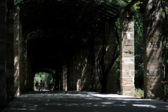 Έως 33 βαθμούς στην… πρεμιέρα του Ιουνίου