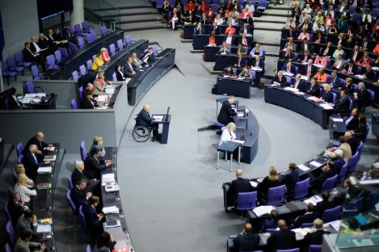«Προσοχή, η Τουρκία σας κατασκοπεύει»