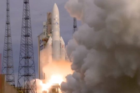 Στο διάστημα ο HELLAS SAT 3