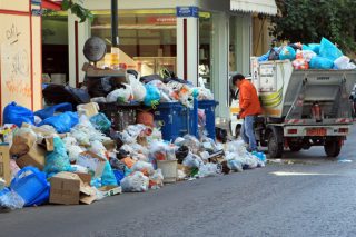 Η Επιθεώρηση Εργασίας στέλνει στον εισαγγελέα τον Δήμο Αθηναίων