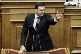 «Γαλάζια επένδυση» στον Πάνο Καμμένο