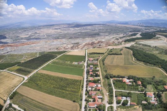 Τις ζημιές από την κατολίσθηση μετρά η ΔΕΗ