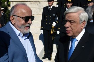 Στα Ψαρά για το Ολοκαύτωμα Παυλόπουλος και Κουρουμπλής