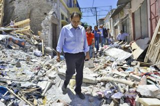«Ανάσα» με επιδοτήσεις για τους σεισμοπαθείς
