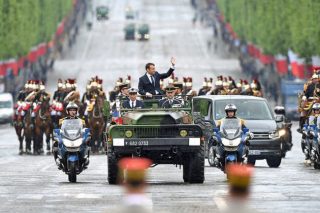 «Δίας» με ή χωρίς… κεραυνούς;