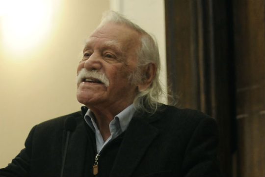 Συγχαρητήρια Παυλόπουλου στον Μ. Γλέζο για το Δίστομο