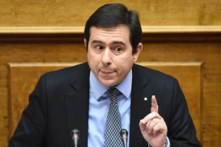 Αμφισβητεί την… καταδίκη του ο εργοδότης Ν. Μηταράκης
