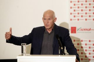 Δεν φεύγει τριήμερο το ΚΙΔΗΣΟ, πάει συνδιάσκεψη