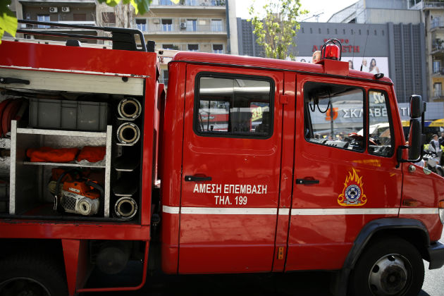 Πυρκαγιά σε αποθήκη με ξυλεία στη Νέα Φιλαδέλφεια