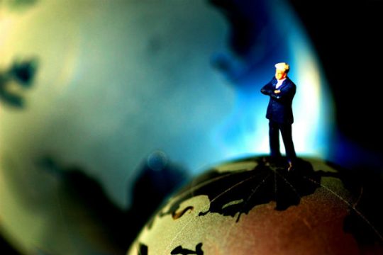 Η μύγα, το «μέλι» και ο τεχνοκρατισμός
