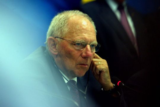 SZ: Ο Σόιμπλε δεν είναι άμοιρος ευθυνών για την Ελλάδα