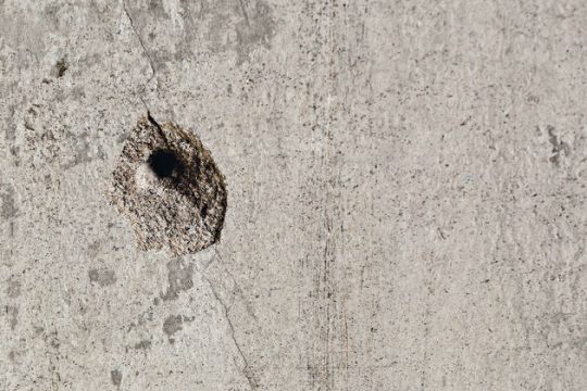 Μια αδέσποτη καταγγελία για μια «αδέσποτη» σφαίρα