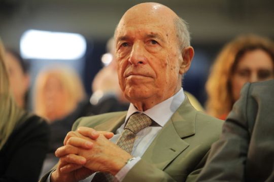 Εισαγγελική έρευνα για καταγγελίες που εμπλέκουν Σημίτη σε υπόθεση διαφθοράς