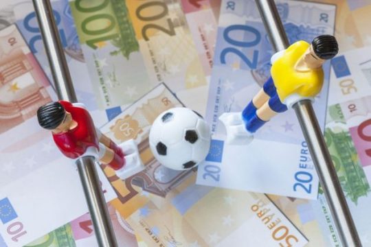 Oι κοριοί άκουγαν τα πάντα, η Δικαιοσύνη ακούει ό,τι θέλει…