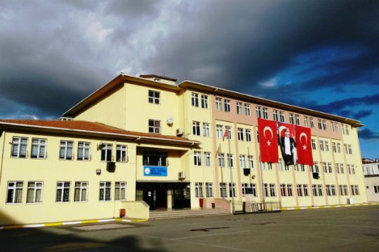 Εξοβελίζουν τη θεωρία της εξέλιξης από τα τουρκικά σχολεία