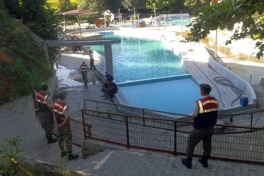 Νεκροί από ηλεκτροπληξία σε πισίνα στην Τουρκία