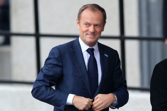 Ντόναλντ Λένον ή… Τζον Τουσκ;