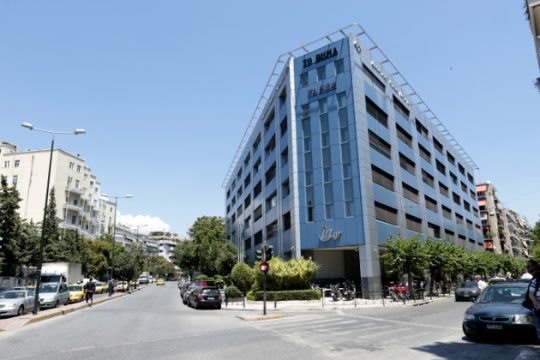 Νέες ισορροπίες