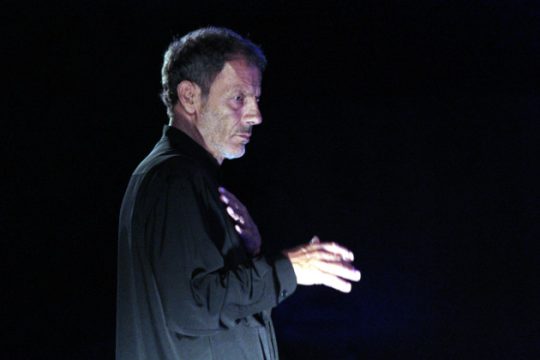«Ελεγείες και Σάτιρες» από τον Σταύρο Ξαρχάκο