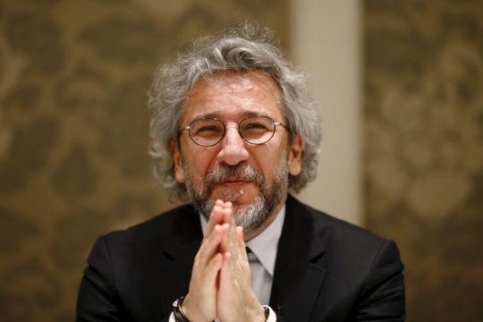 «Η Τουρκία κινείται μεταξύ εξισλαμισμού και δικτατορίας»