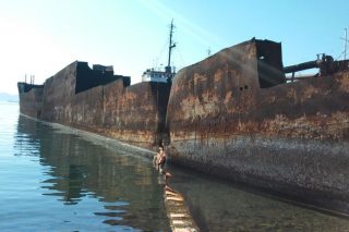 Τρεις υπουργοί καλούνται να πάρουν θέση για το κουφάρι του «SLOPS»