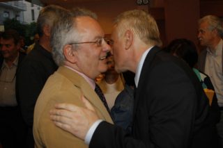 Πρωτοβουλία Ραγκούση για συνάντηση με Αλιβιζάτο