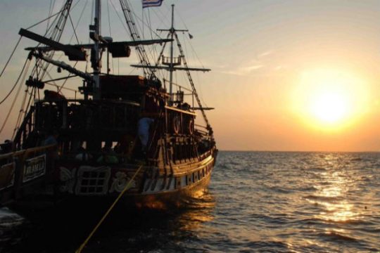 Λαχτάρα εν πλω για 140 επιβάτες στη Θεσσαλονίκη