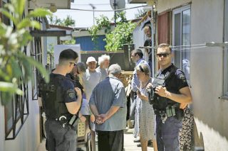26 συλλήψεις στο… άβατο του Μενιδίου