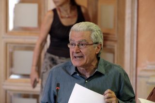 Λευκά κολάρα στο Πεδίον του Άρεως!