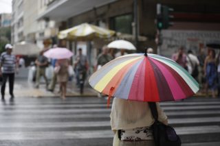 Η πόλη κάτω απ’ τη βροχή