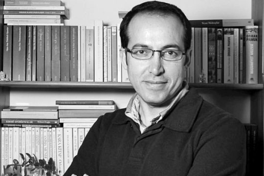 Ο τρόμος και η ελπίδα στις υπόγειες φυλακές της Πόλης