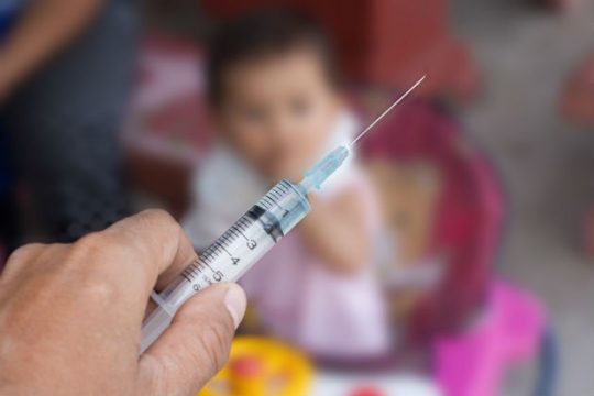Ένα στα δέκα παιδιά δεν έκανε κανένα εμβόλιο το 2016