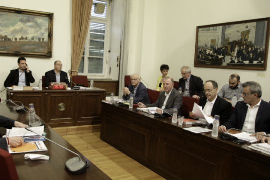«Αδιάφορα» τα ΜΜΕ για τα σκάνδαλα στην Υγεία