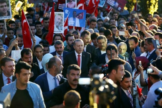 Εθνικιστικό σόου Ερντογάν στην επέτειο του πραξικοπήματος