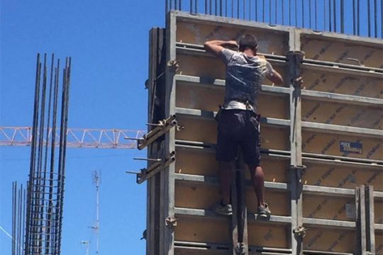 Μεροκάματα του τρόμου στην Κρήτη
