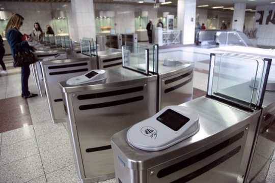 Το e-ticket λειτουργεί και… πουλάει