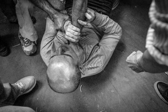 «Οι ασπρόμαυρες φωτογραφίες λένε την αλήθεια»