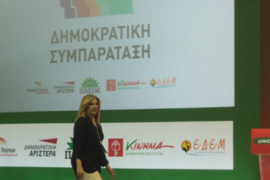 Επενδύει στον Αλιβιζάτο για Ποτάμι, κλείνει μέτωπα στο ΠΑΣΟΚ