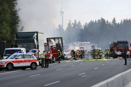 18 νεκροί σε τροχαίο στη Γερμανία