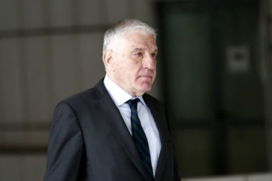 Από κακούργημα σε κακούργημα