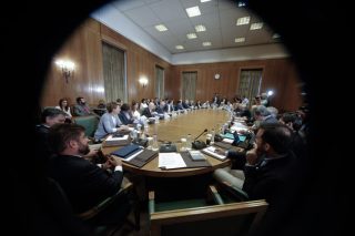 Γκάζι στο νομοθετικό έργο