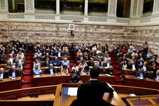 Διαχωριστικές γραμμές, ηθική και πολιτική