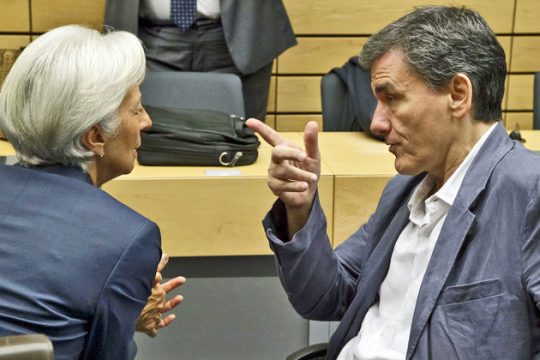 Δυσχεραίνει την έξοδο στις αγορές το ΔΝΤ