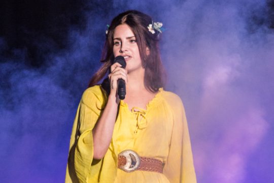 Pop ειδωλολατρία και Lana Del Rey