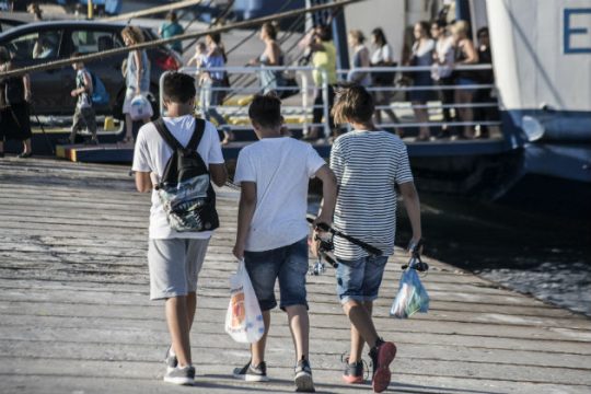 Ζεστός καιρός σε όλη τη χώρα