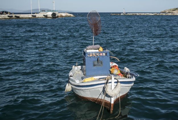 Πρόσκρουση αλιευτικού με ιστιοφόρο στην Πρέβεζα