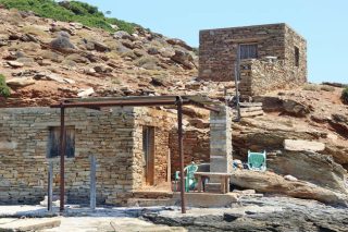 Ετοιμες να αποκαταστήσουν την ιστορική μνήμη οι… μπουλντόζες