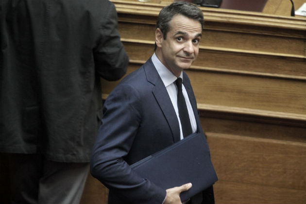 Με οικονομία αλλά και Καμμένο-Πολάκη… ο Μητσοτάκης στη Βουλή