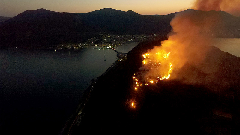 Πυρκαγιά στη Μονεμβασιά