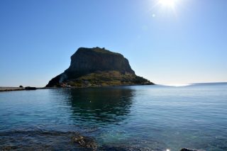 Ο βράχος της Μονεμβασιάς
